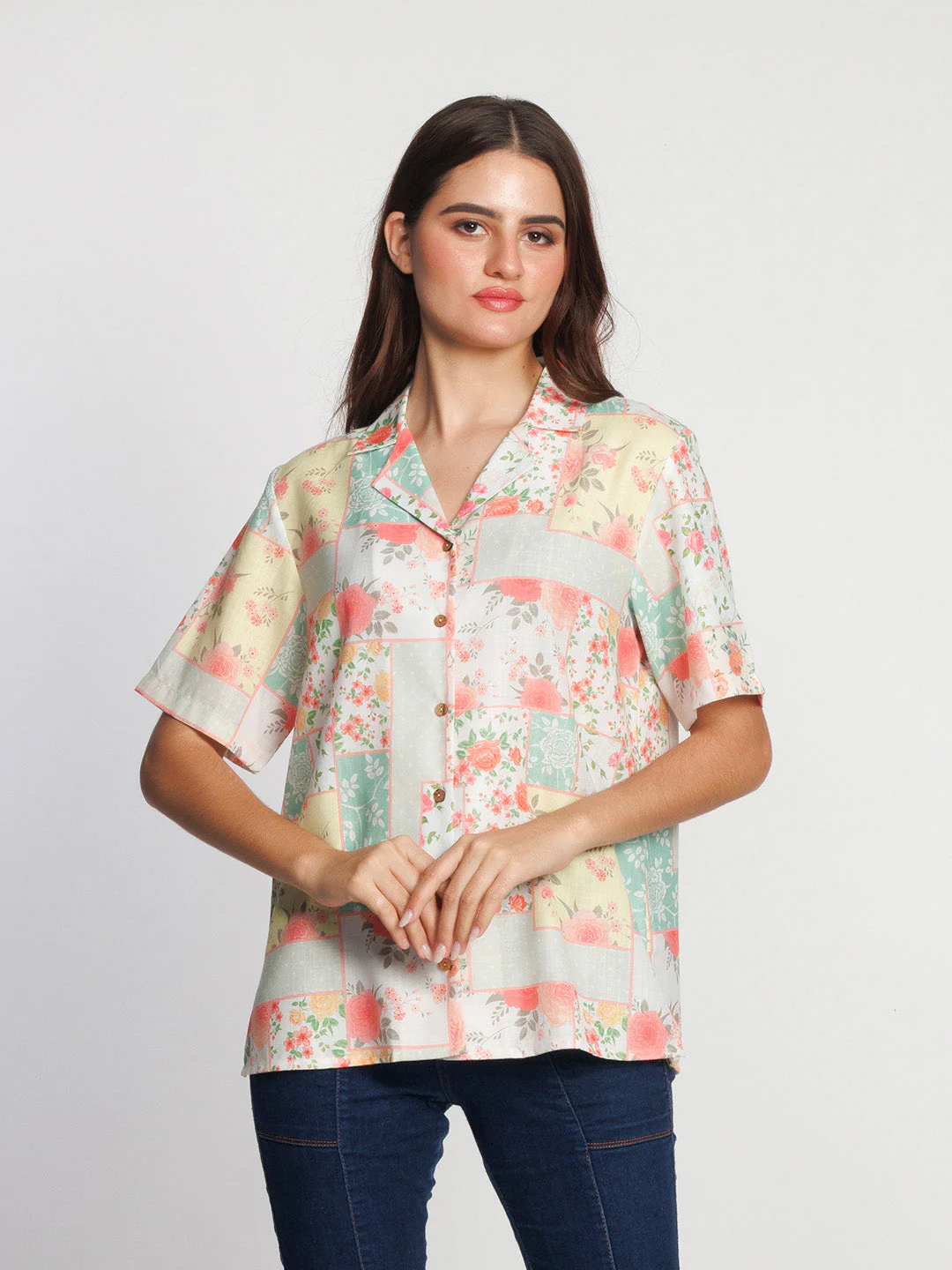White Floral Printed Regular Shirt - Image 2