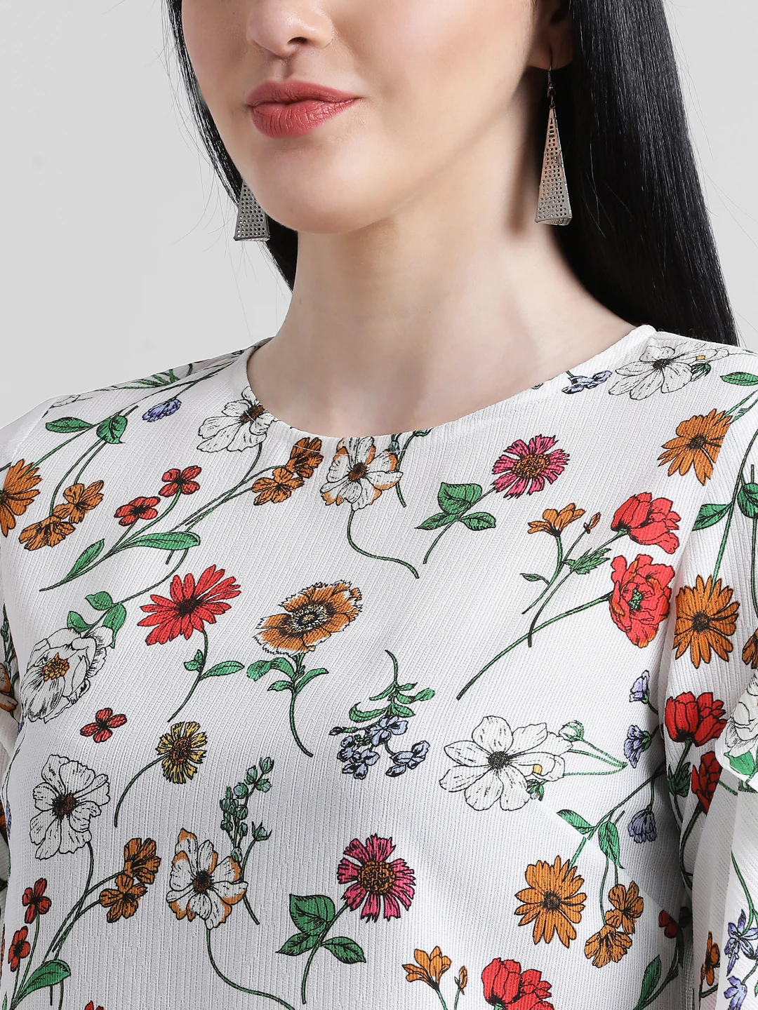 White Floral Printed Regular Top - Image 6