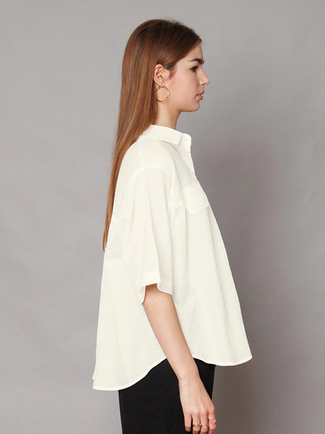 White Solid Relaxed Fit Shirt - Image 5