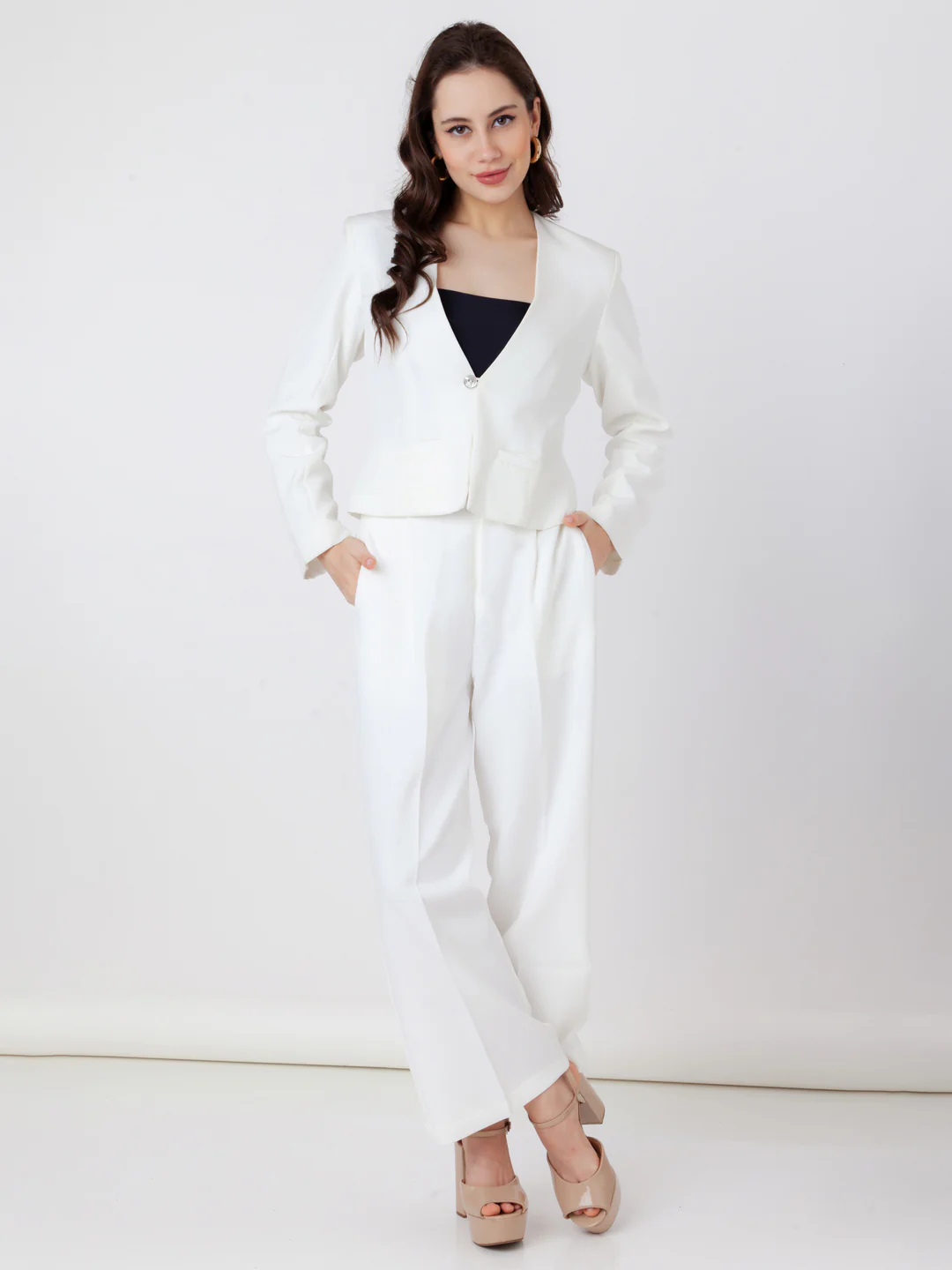 White Solid Single Breasted Blazer - Image 3