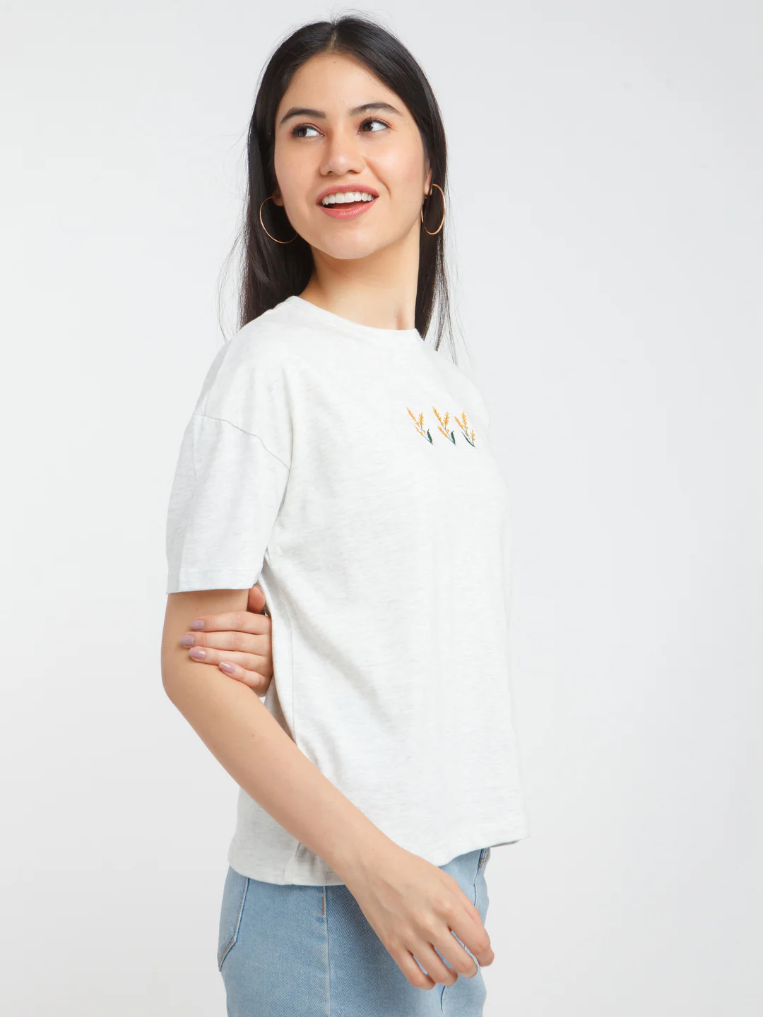 White Solid T-Shirt - Image 3