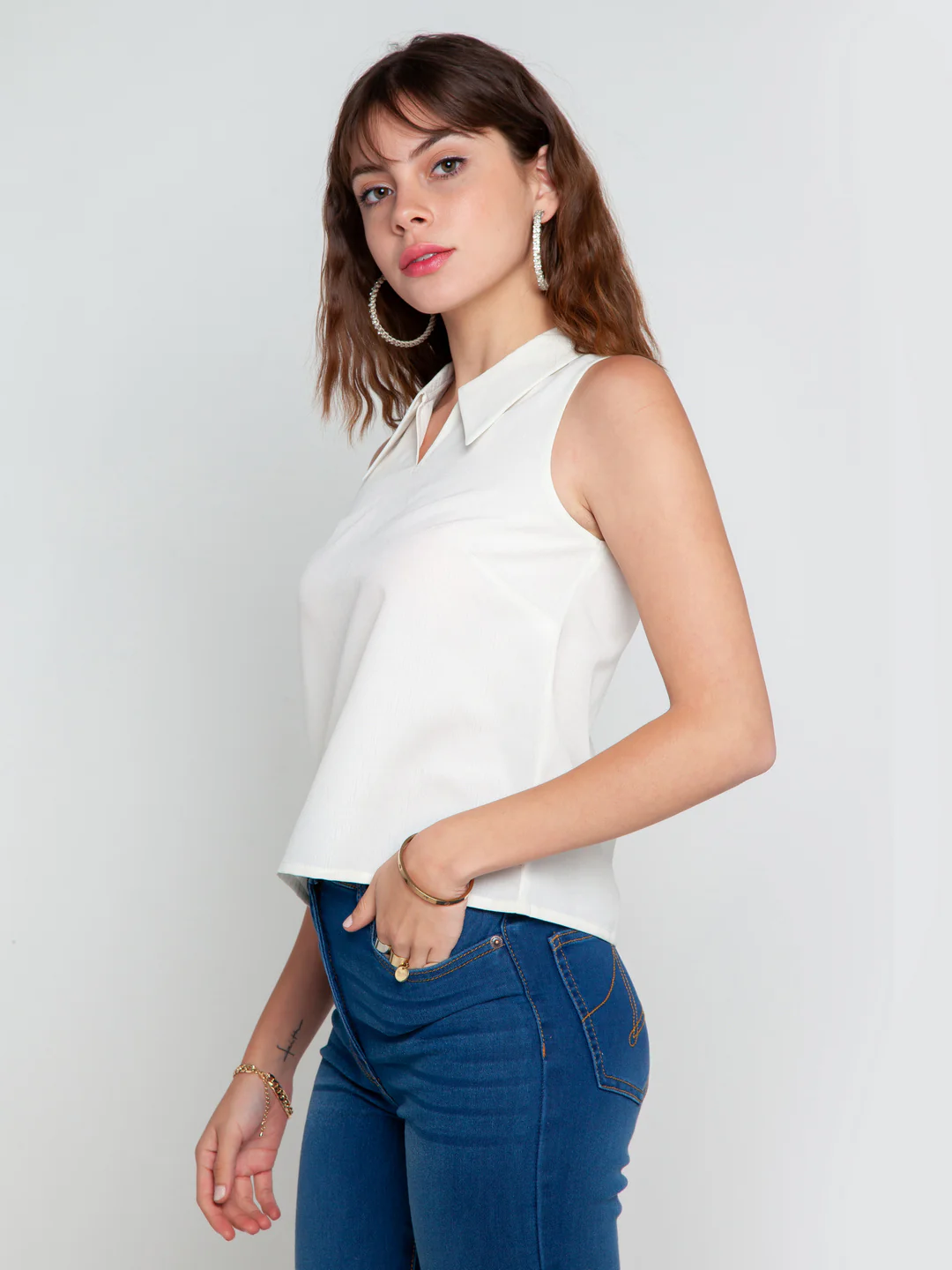 White Solid Top - Image 3