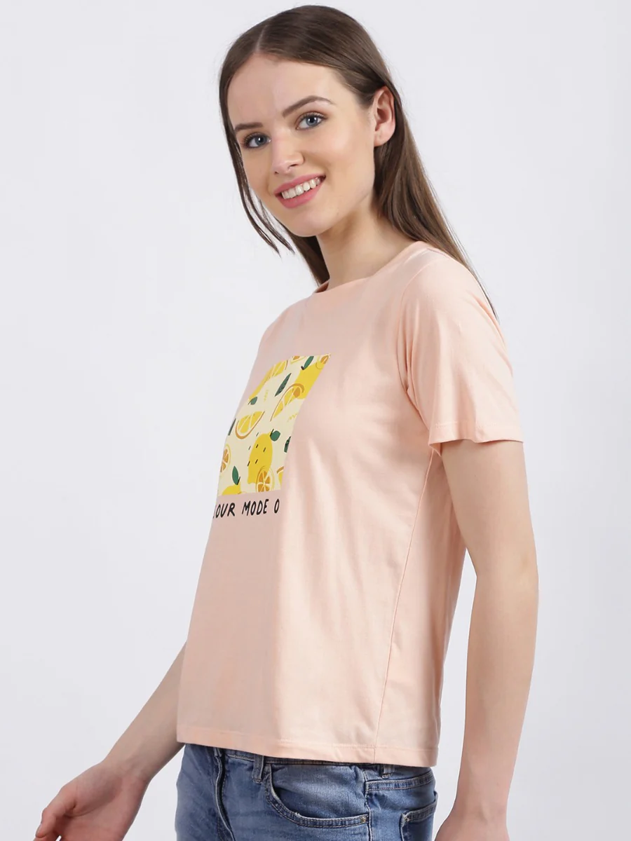 Pink Solid Regular T-Shirt - Image 5